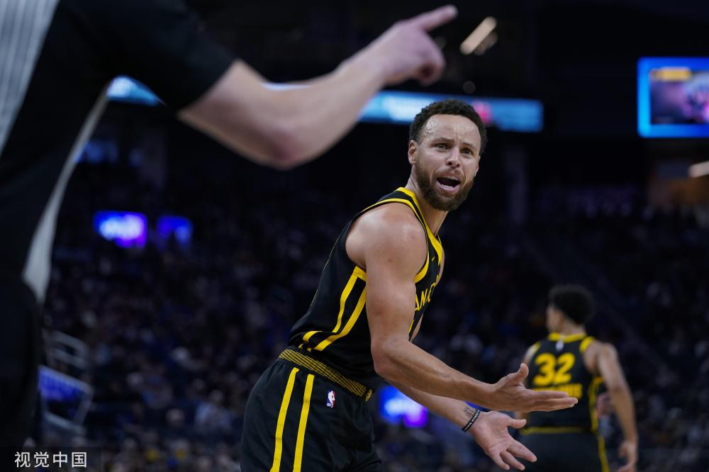 在其效力纽 在其效力纽